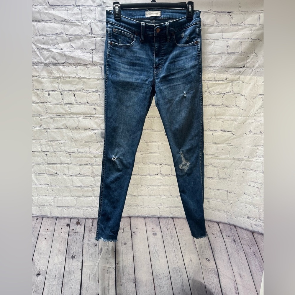 Madewell 9” High-Rise Skinny Denim Jeans Size 27 distressed with raw hem